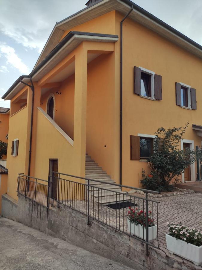 B&B Al Solito Posto LʼAquila Extérieur photo